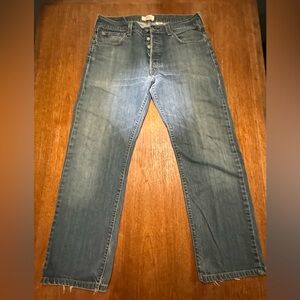 501 button fly straight leg w34 l34